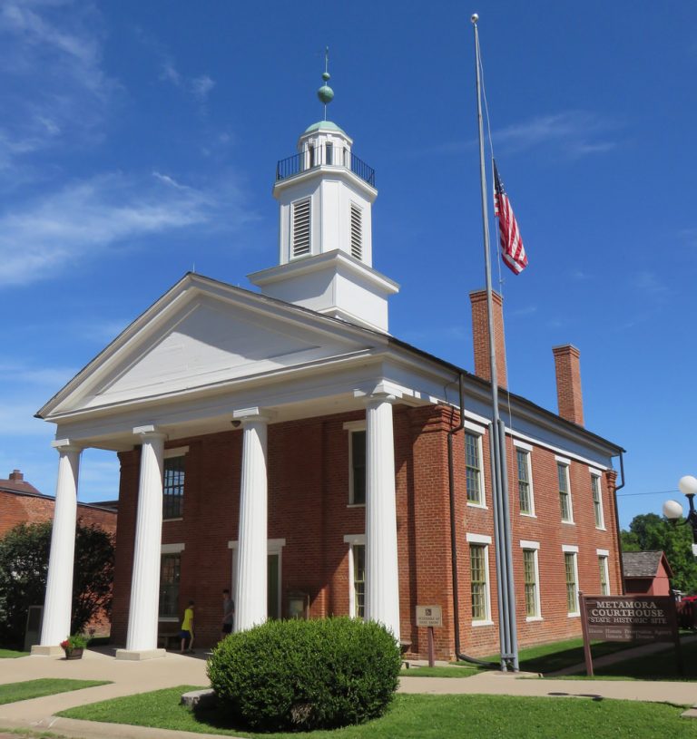 8 Historic Courthouses